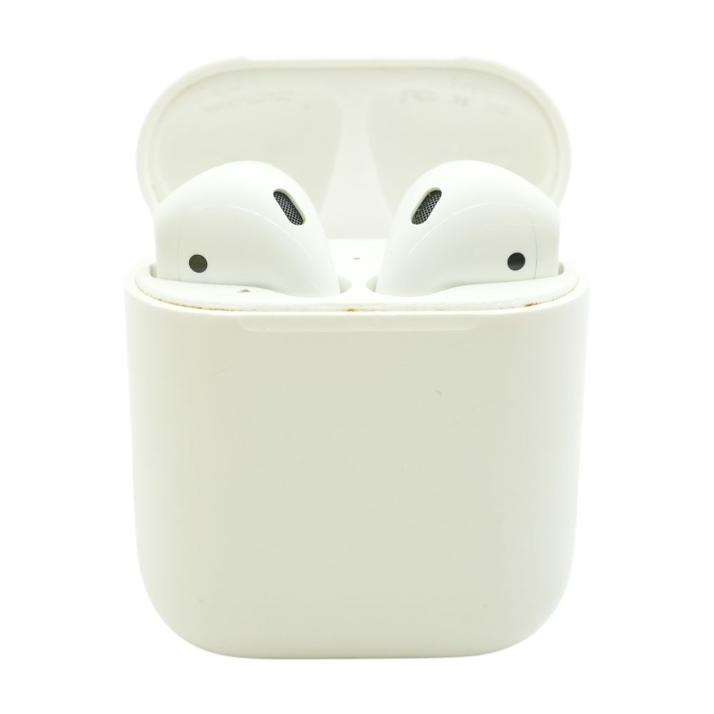 AirPods 2nd Generation with Wired Case – Unclaimed Baggage