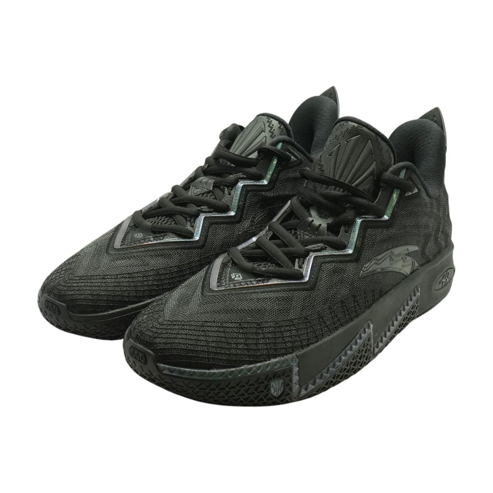 Anta Kai 2 Black Low Top Athletic Shoes – Unclaimed Baggage
