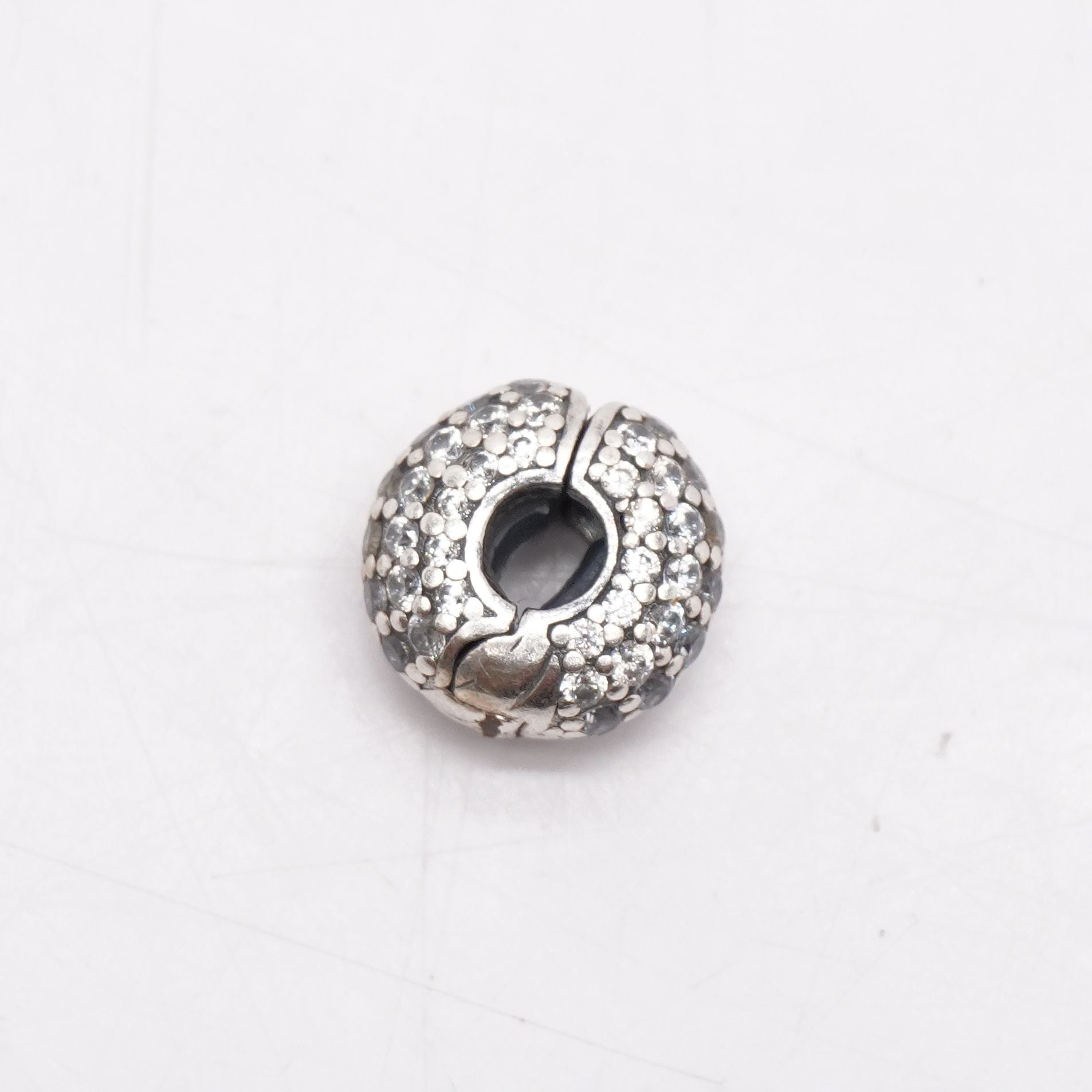 Sparkling Row Spacer Charm