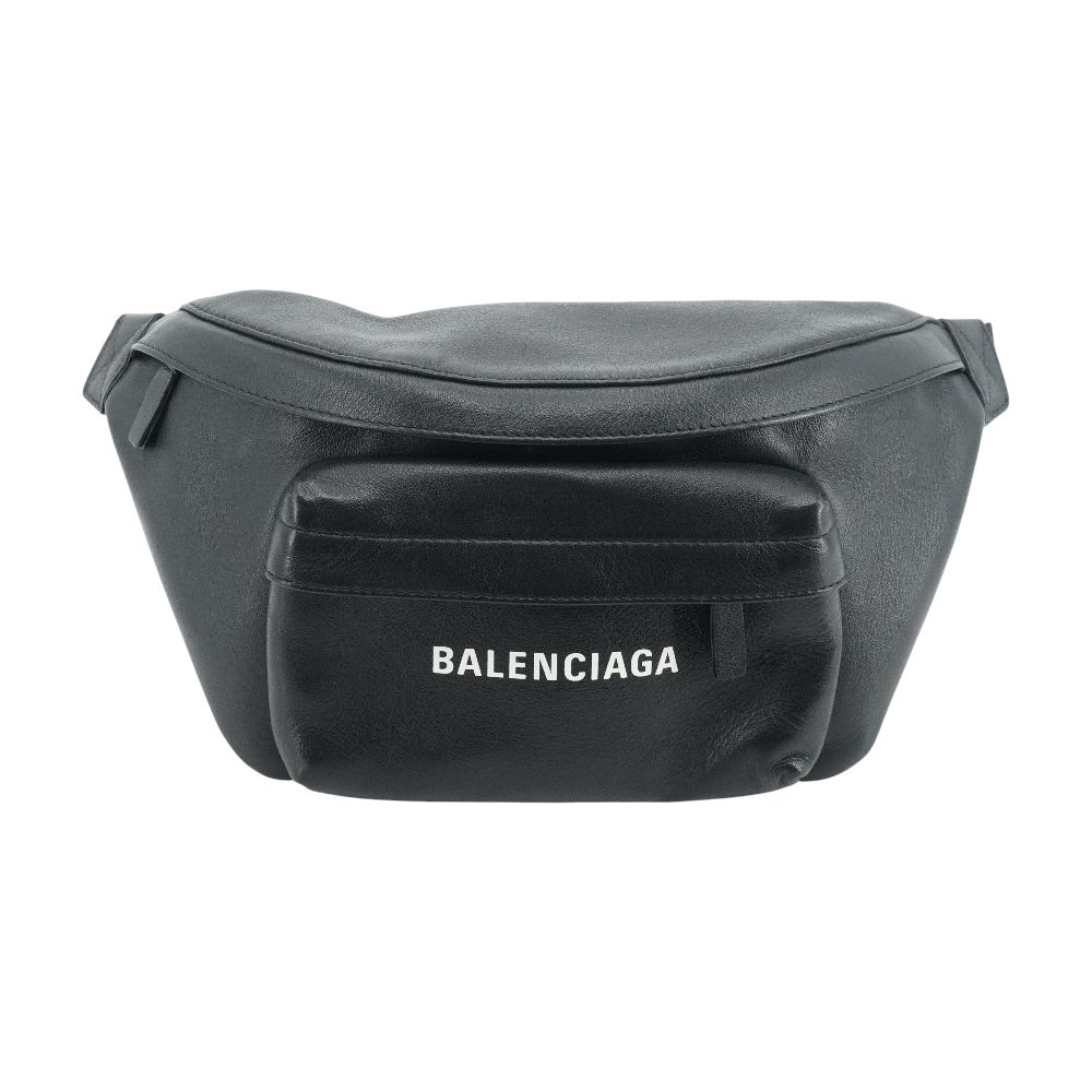Black Everyday Leather Beltpack – Unclaimed Baggage