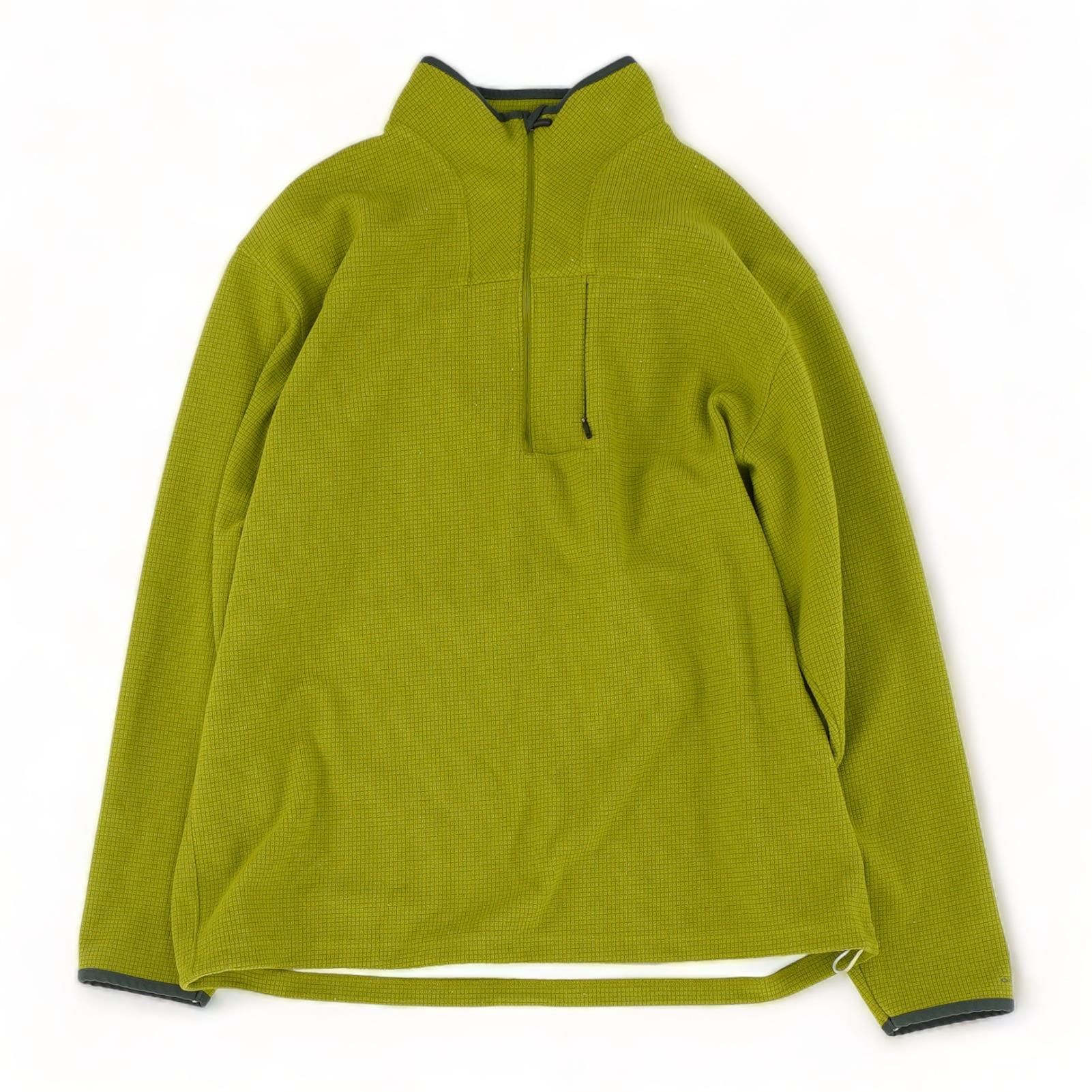 Green 1/4 Zip Unclaimed Baggage