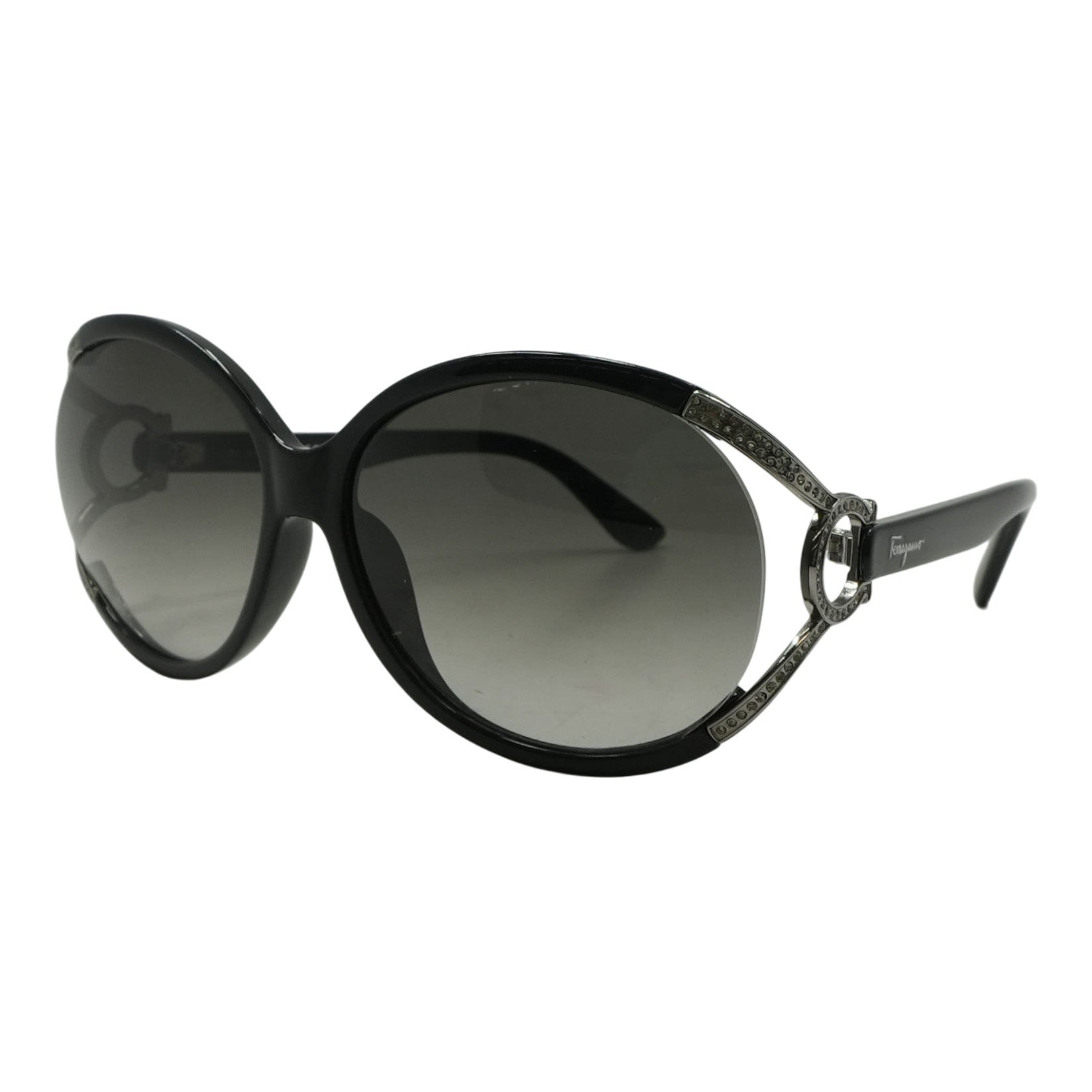 Salvatore Ferragamo Black Oversized Round Sunglasses with Gray Gradient Lenses Postalcontacts.com -- Salvatore Ferragamo SF1067S main image 4