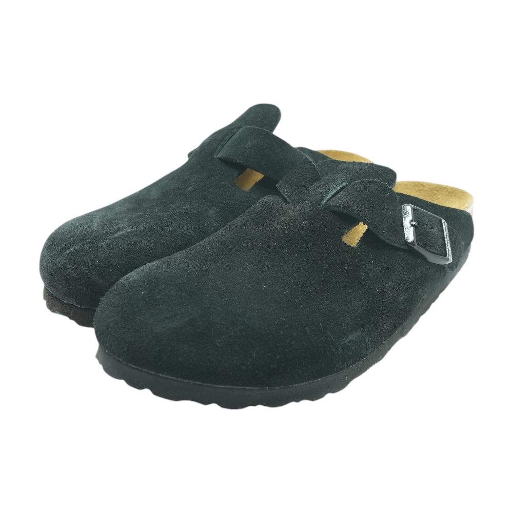 Black Flats – Unclaimed Baggage