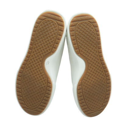 On My Way Arch Fit White Low Top Athletic Shoes