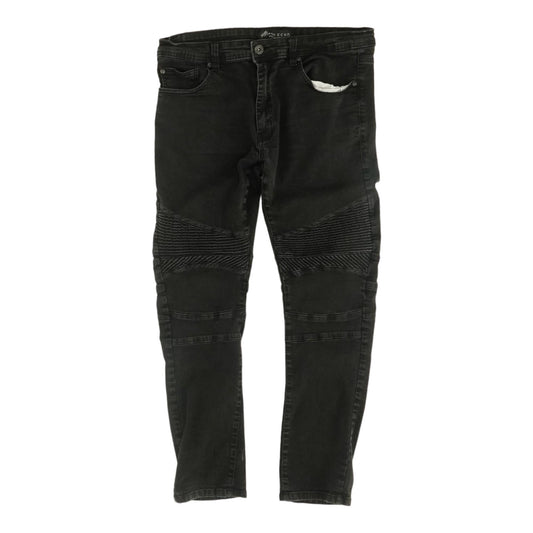 Black Solid Regular Jeans