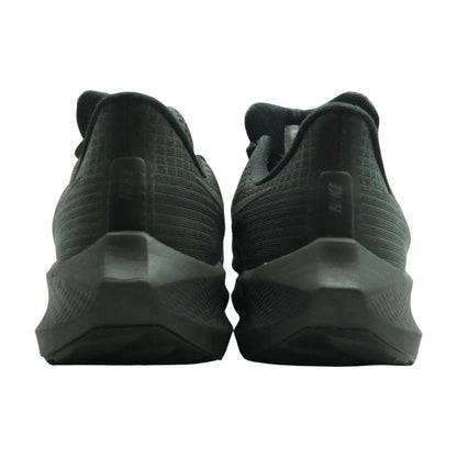 Black Low Top Athletic Shoes