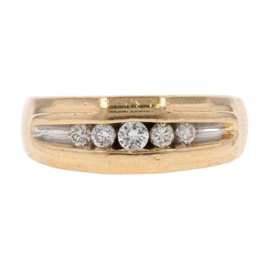 .20 Ct 14K Gold Tapered Round Diamond Band
