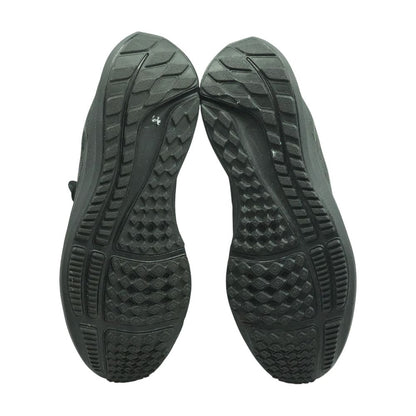 Black Low Top Athletic Shoes