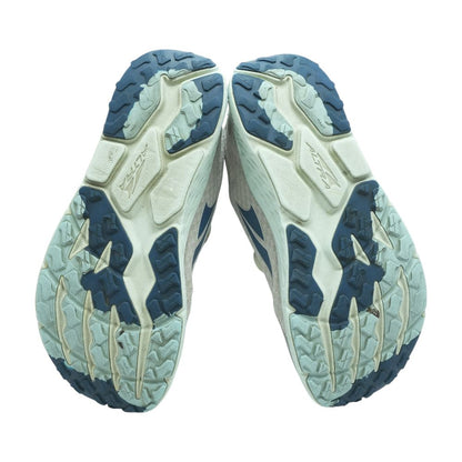 Outroad 3 Gray Low Top Athletic Shoes