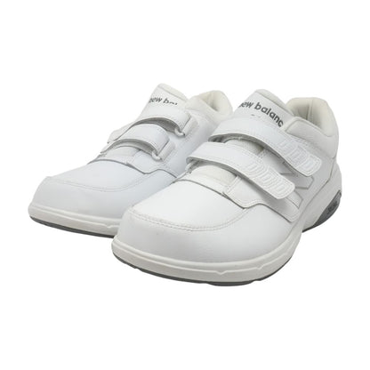 813 Walking White Leather Low Top Athletic Shoes