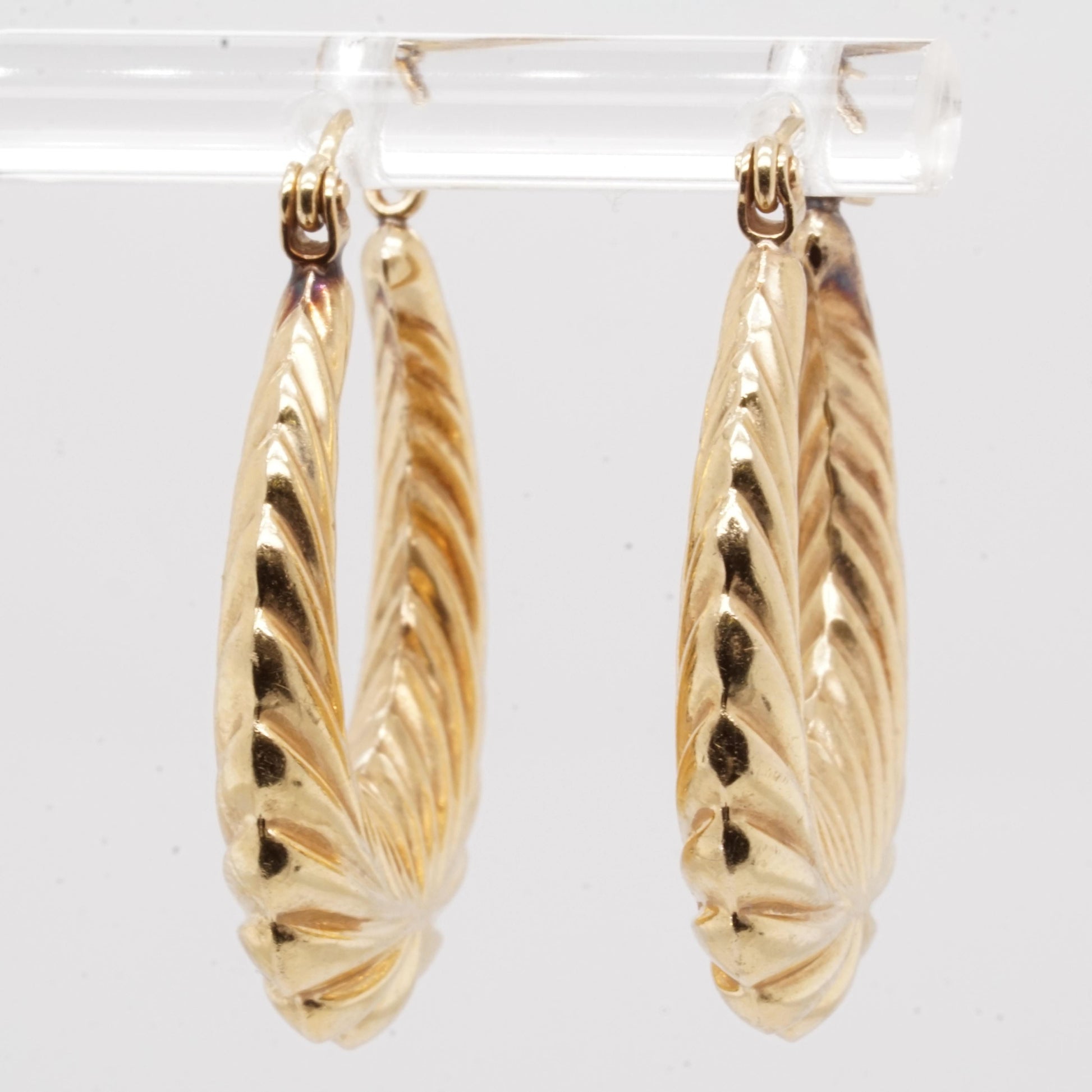 Louis Vuitton Metal Fall in Love Hoop Earrings GM Gold