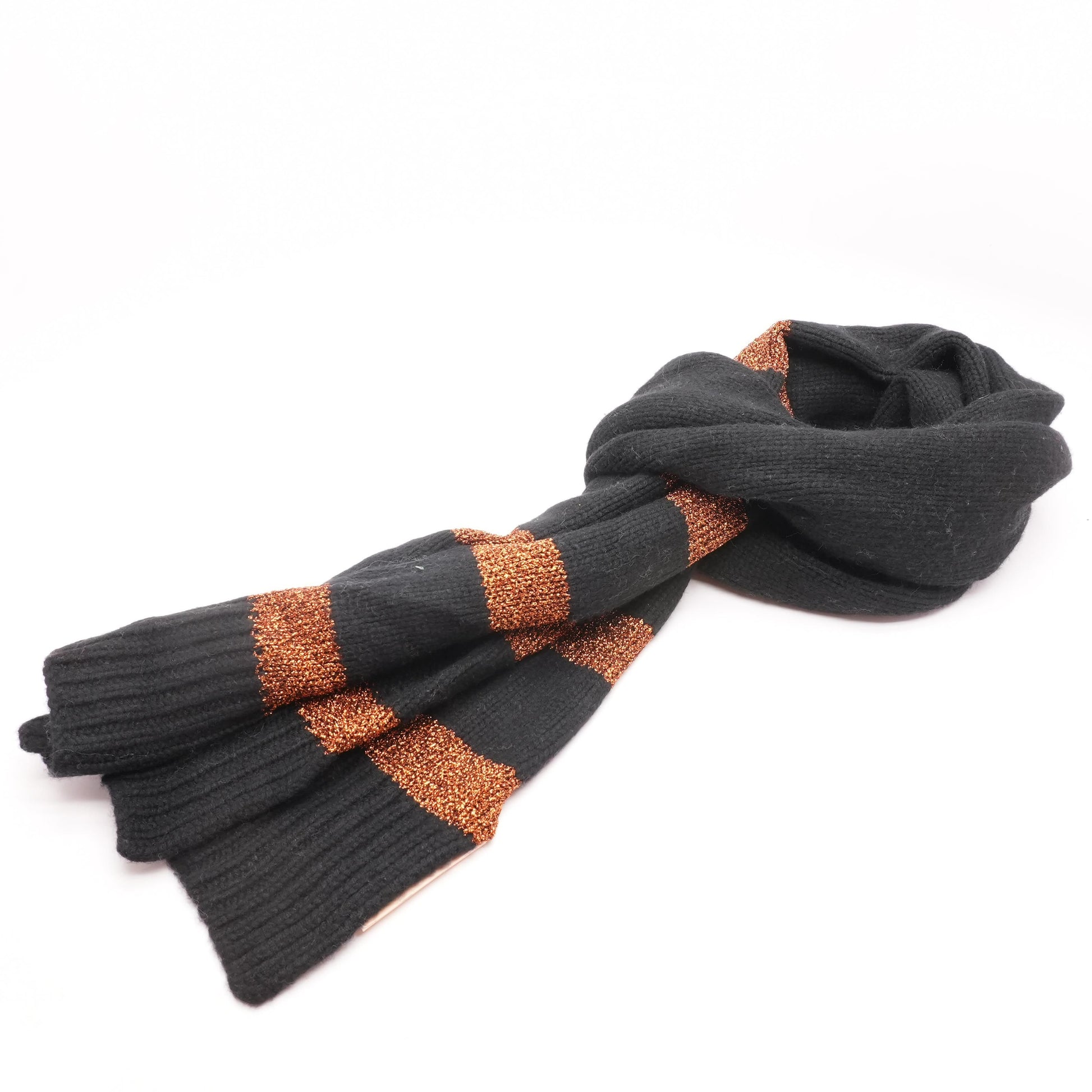 Black Striped Wool Scarf – Unclaimed Baggage