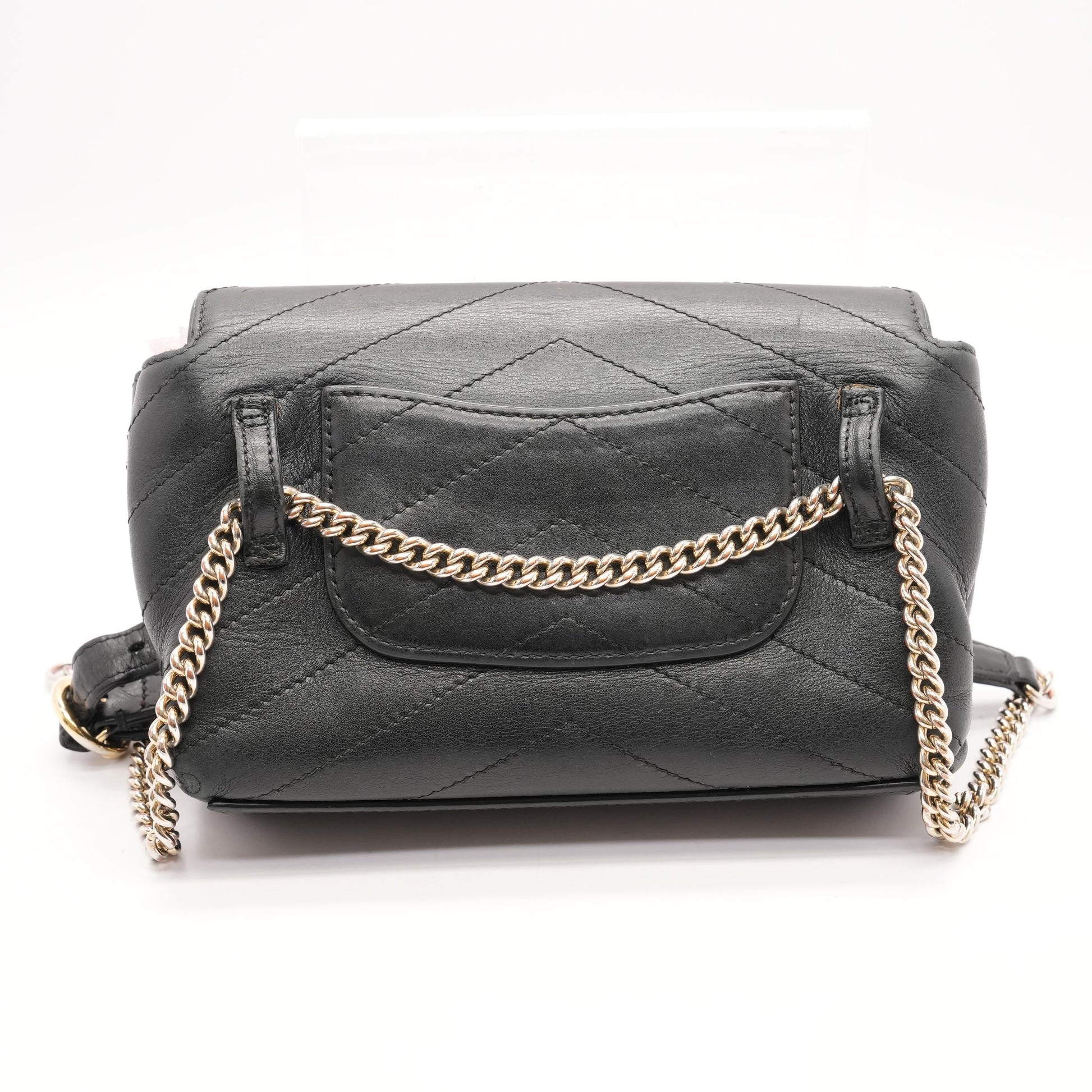 Coco Chevron Double Wrap Waist Bag of Black Calfskin – Unclaimed Baggage