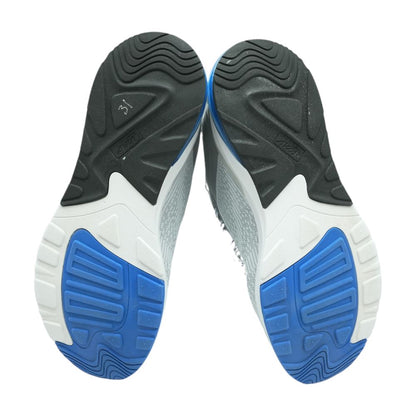 02 Air White Low Top Athletic Shoes