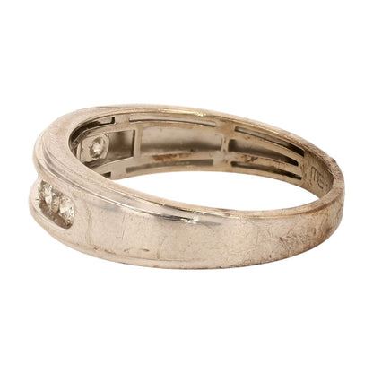 10K White Gold Tapered Shank Channel Set Round Diamond Band with Beveled Edge