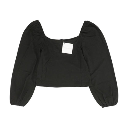 Black Solid Cropped Knit Top