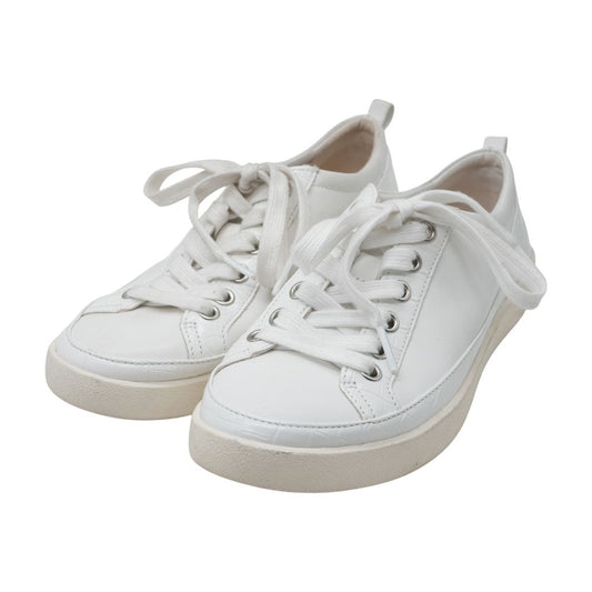 Winny White Low Top Athletic Shoes