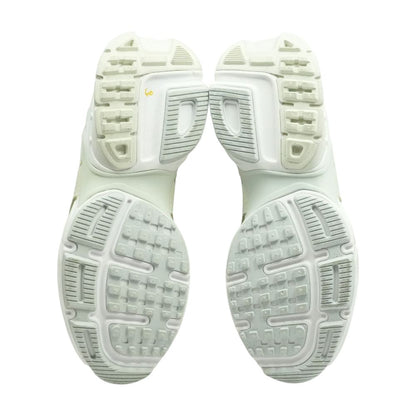 V2K Run White Low Top Athletic Shoes