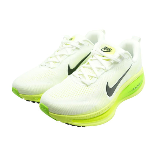 Vomero 18 Green Low Top Athletic Shoes