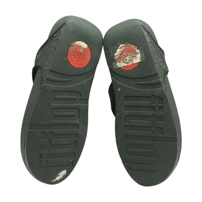 Black Wedged Sandals