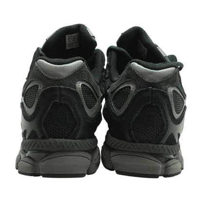 Graphite Grey Black Low Top Athletic Shoes