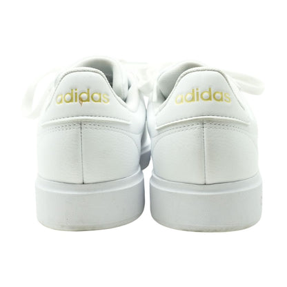 White Low Top Athletic Shoes