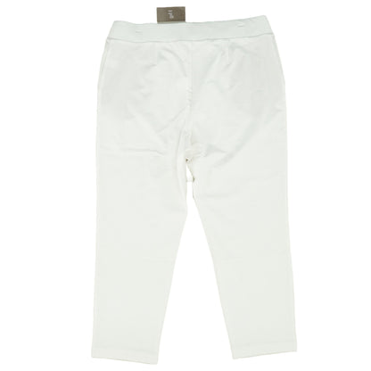 White Solid Capri Pants