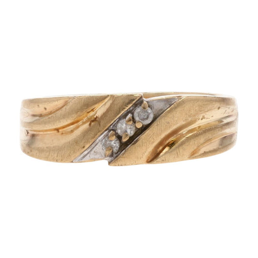 10K Gold Diagonal Set Round Diamond Band