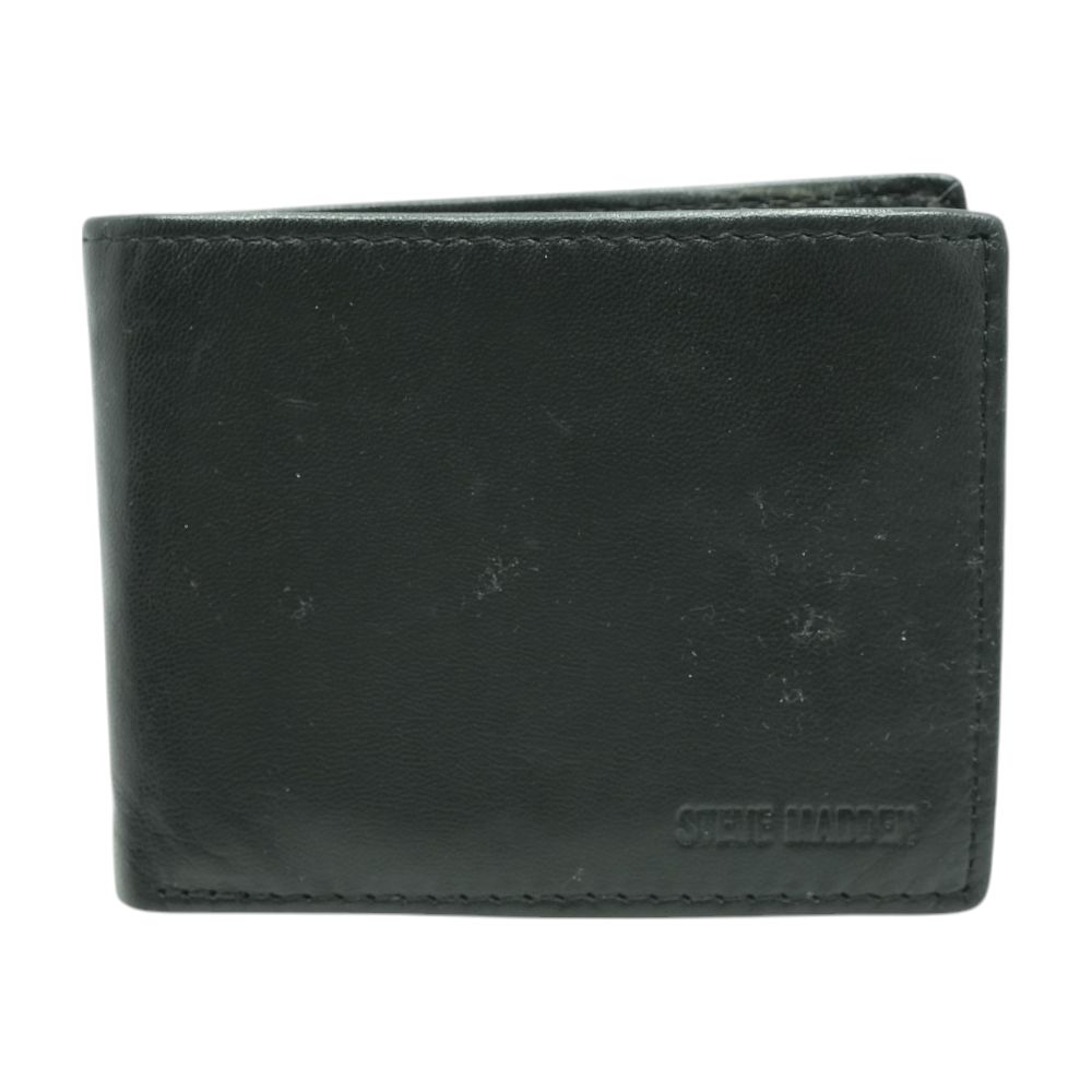 Black Bifold Wallet – Unclaimed Baggage