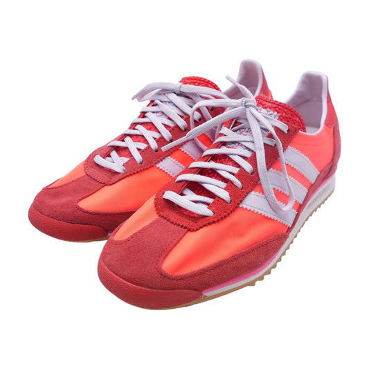 SL72 Red Low Top Athletic Shoes