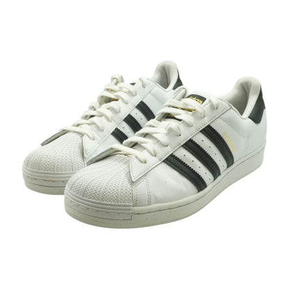 White Low Top Athletic Shoes