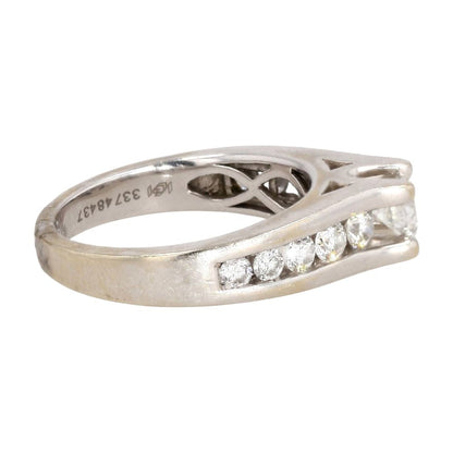 14K White Gold Round Center Diamond Engagement Ring