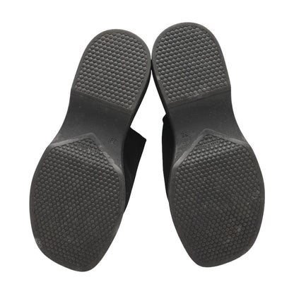 Black Wedged Sandals