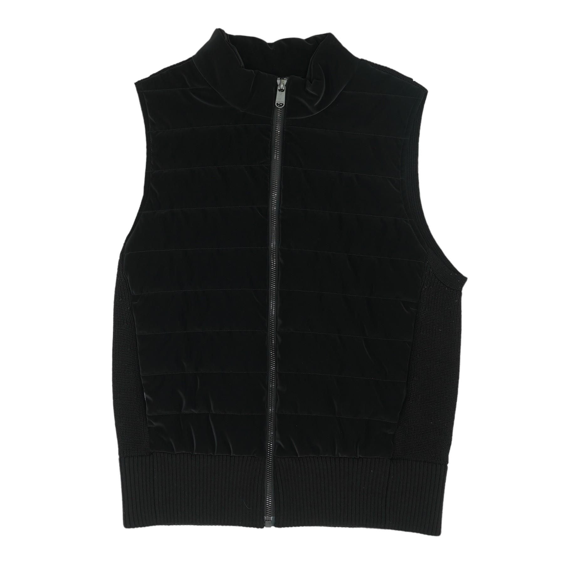 Black Solid Active Vest Unclaimed Baggage