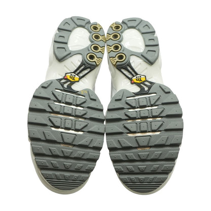 Air Max Plus White Low Top Athletic Shoes