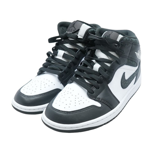 Jordan 1 Mid SE Black and White High Top Athletic Shoes