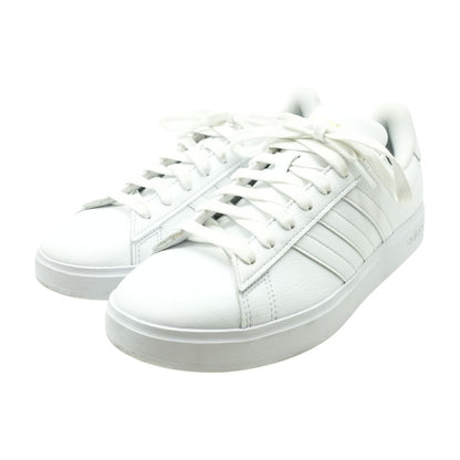 White Low Top Athletic Shoes