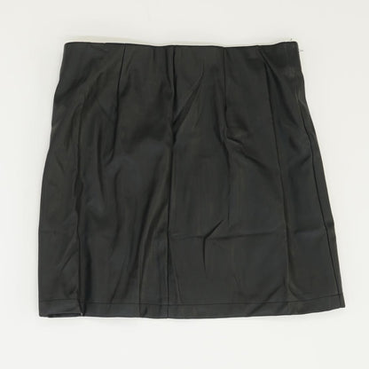 Black Solid Mini Skirt