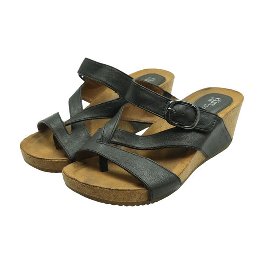 Black Wedged Sandals