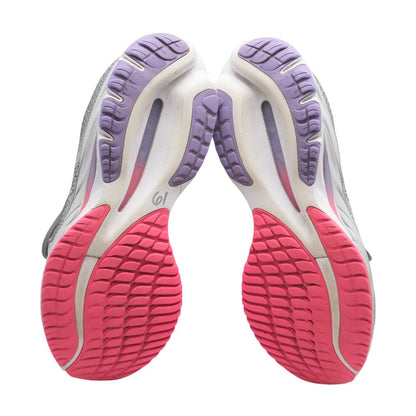 Wave Rider 27 Gray Low Top Athletic Shoes