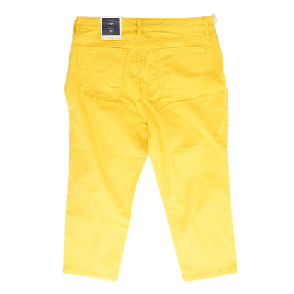 Yellow Solid Capri Pants