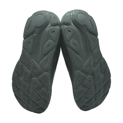 Clifton 9 Black Low Top Athletic Shoes