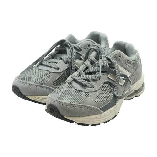 2002R Gray Athletic Shoes