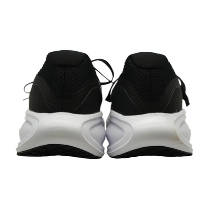 Revolution 8 Low-Top Athletic Shoes