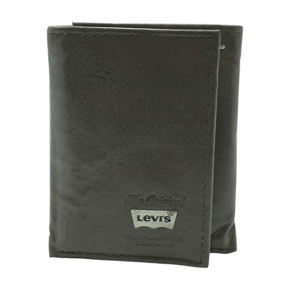 Brown Trifold Wallet – Unclaimed Baggage