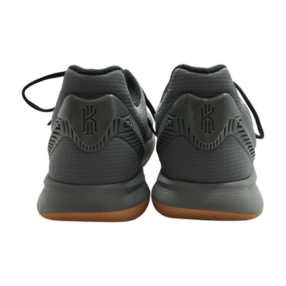 Kyrie Flytrap 2 Mid-Top Athletic Shoes