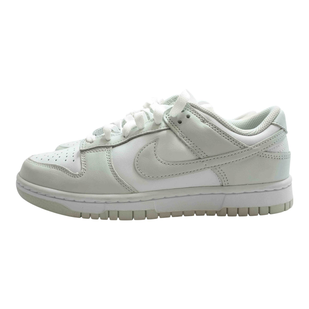 Dunk Low Low-Top Athletic Shoes