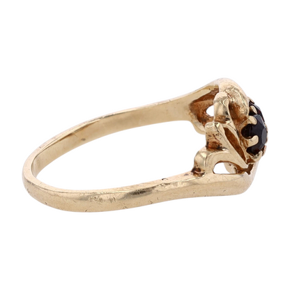 10K Yellow Gold Black Stone Fashion Ring