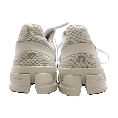 Cloudswift Low-Top Athletic Shoes
