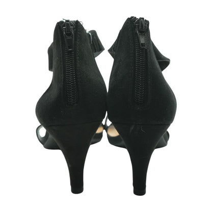 Black Pump Heels